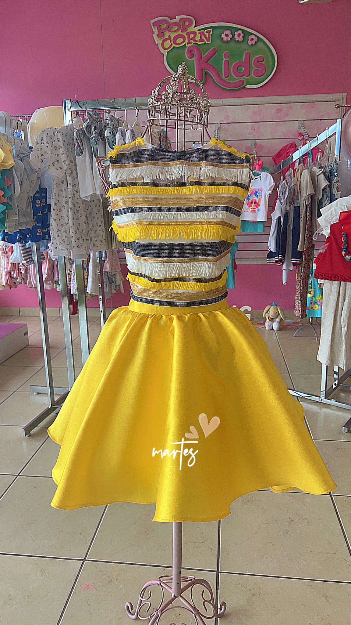 Elegance Yellow's set by WB
